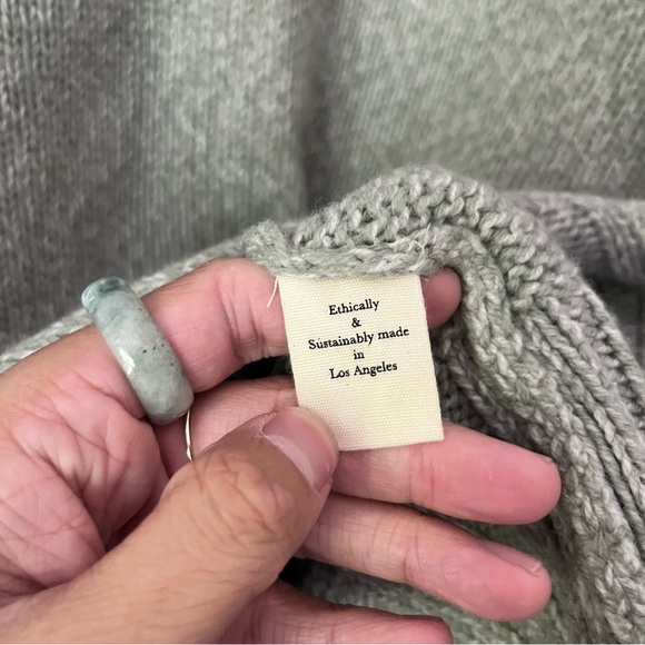 JAMES STREET CO. sage green merino wool oversized turtleneck pullover sweater - Picture 5 of 6